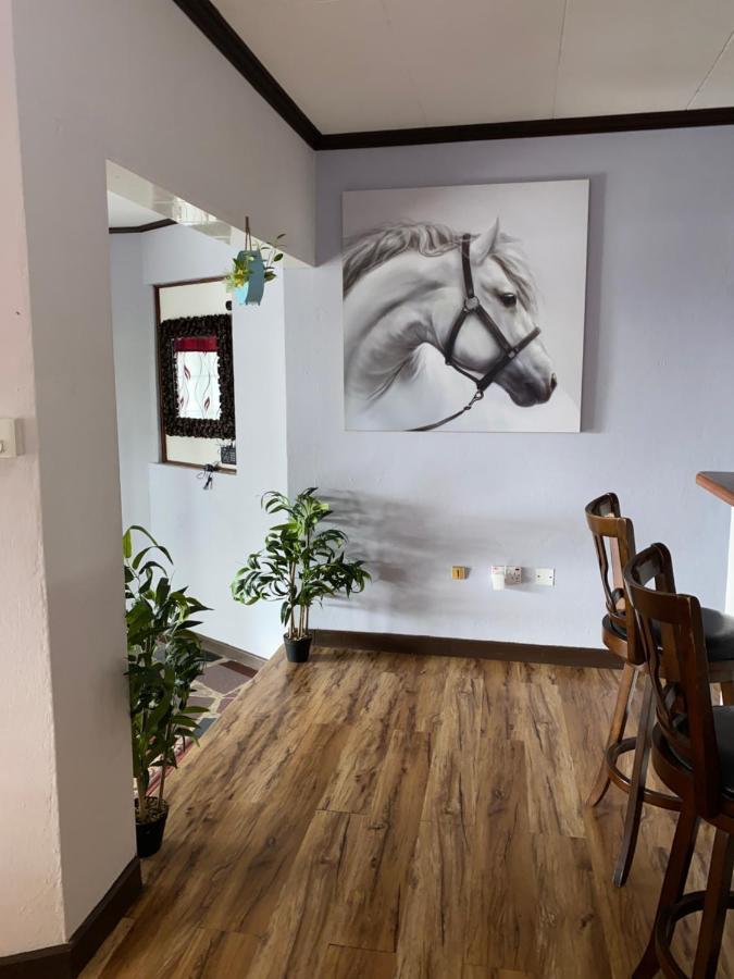 Mer Riviere Self Catering Apartment Vịnh Beau Vallon Ngoại thất bức ảnh