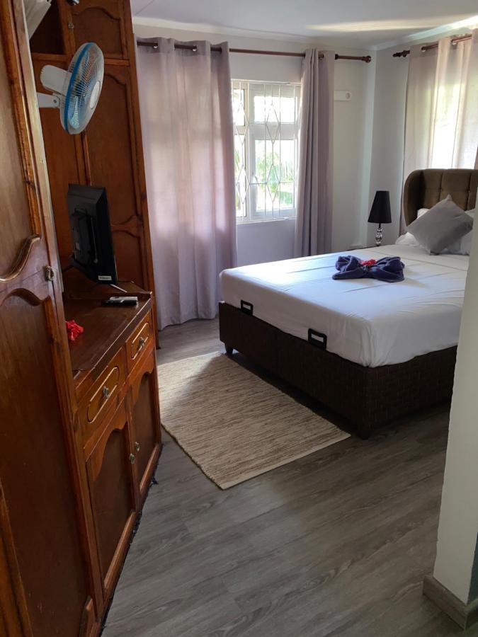 Mer Riviere Self Catering Apartment Vịnh Beau Vallon Ngoại thất bức ảnh